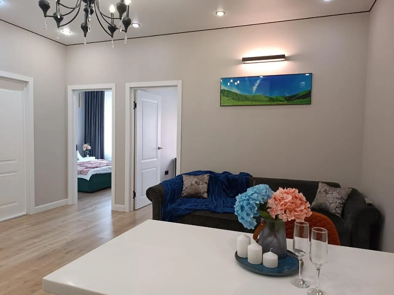 Riviera 2 Room Apartment For 6 Persons Almati